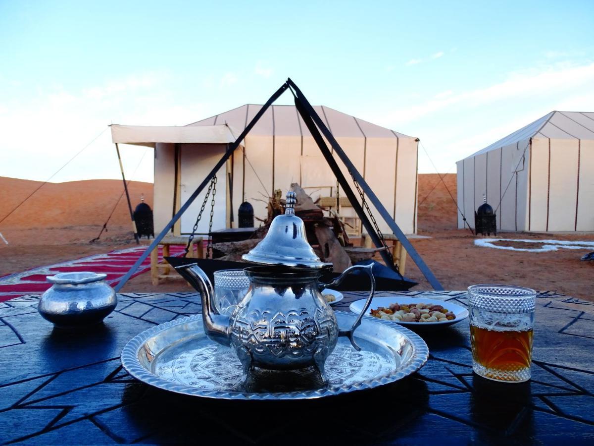 مبيت وإفطار مرزوكة Camel Luxury Camp المظهر الخارجي الصورة