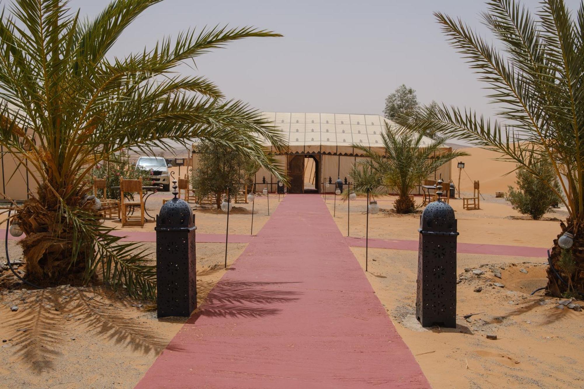 مبيت وإفطار مرزوكة Camel Luxury Camp المظهر الخارجي الصورة